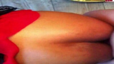 brasilhexe - Kuz von hinten gefickt - Nahaufnahme