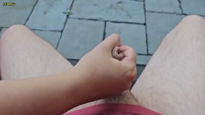 Ruby_X_Nick - Handjob im Garten - Afterwork Abspritzen