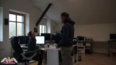 MaviePearl - Sekretaerin - Er hat den Job und ich den Spass