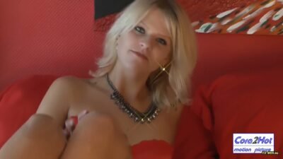 Cora2Hot - Klebrige Finger