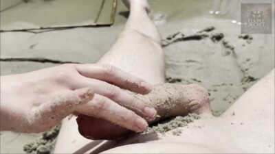 couplesecretxxx - SANDIGER HANDJOB an der STRAND-OASE und dann lässt sie mich einfach hängen