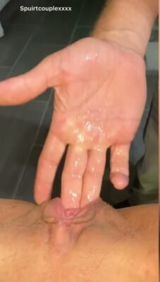 Spuirtcouplexxxx - Heiße Pussy spritzt in der Küche