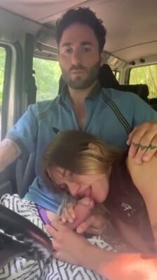Kittifuck - Zum ersten Mal beim Fahren geblasen