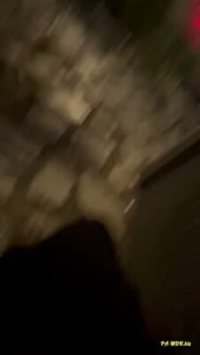 CocoLenny - Riskanter Blowjob wärend einem gewitter