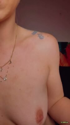 Taiga_LaLoca - Total versaut aufgewacht - Mein Arschloch bettelt um Schwanz während ich mir die Fotze tief ficke