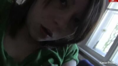 Kasia-Privat - Die Fotze läuft aus