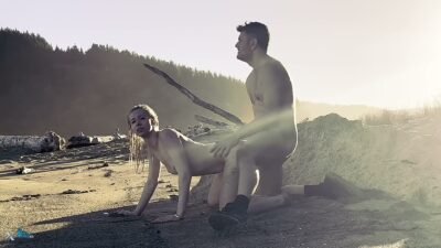 ZafiraLauren - Schneller Fick in Neuseeland an einem einsamen Strand